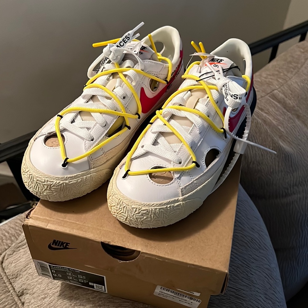 Virgil Abloh's Off White Blazer Low